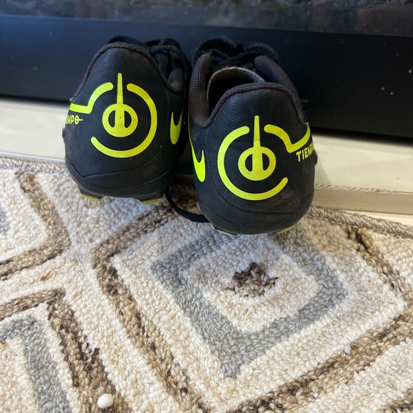 Nike Tiempo legend 9 Club Fg Size 1Y - Picture 4 of 7